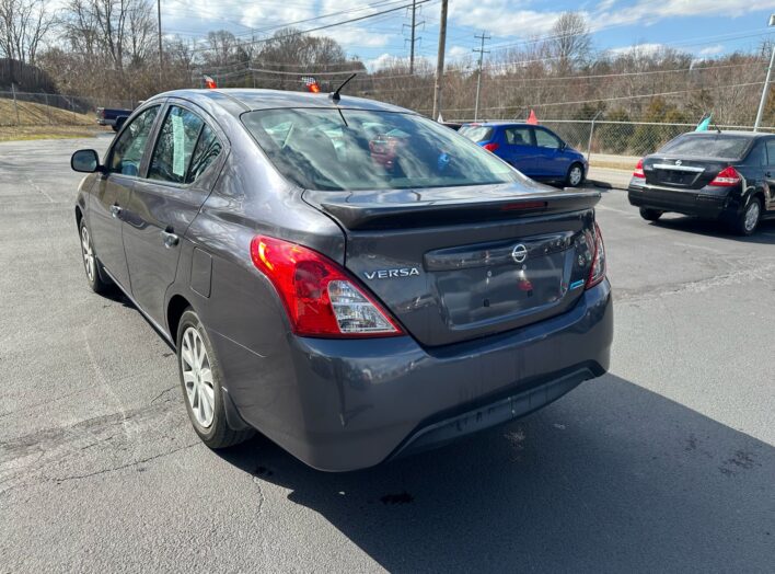 2015 Nissan Versa